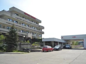 Le Baron Hotel