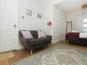 Brighton Abode by Brighton Holiday Lets