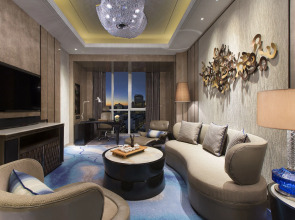 Pullman Yantai Center