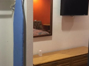 Welcome Inn & Suites