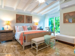 Luxurious 3 Br Golf Villa