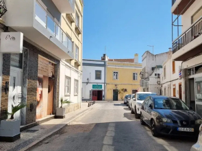 Downtown Faro Luxury Flat With Balcony