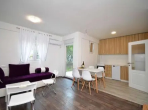 Apartments Iva