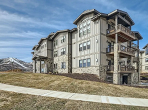 Flying Moose At Helling Circle 101 3 Bedroom Condo