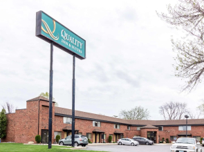 Quality Inn & Suites Mayo Clinic Area