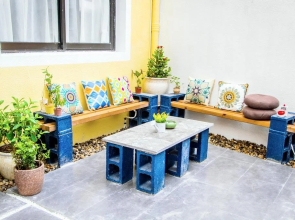 Free Hostel