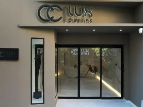 CC LUX Suites in Piraeus Port