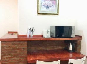 Anchana House by Zuzu