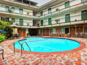 Dunes Inn Wilshire - In Los Angeles (Downtown Los Angeles)