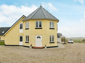 Quaint Holiday Home in Jutland Near Beaches
