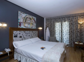 Hotel Mayurca