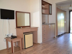Dardanos Yerleskesi & Resort