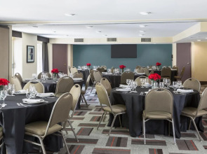 Four Points by Sheraton Buffalo Grove