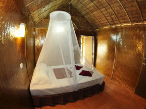 Phi Phi Hill Bamboo Bungalow