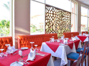 Parrotel Lagoon Waterpark Resort