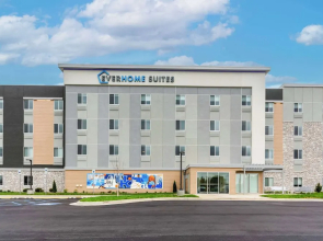 Everhome Suites Lexington - Horse Park