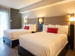 Ramada by Wyndham Ottawa On The Rideau