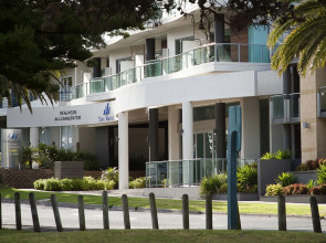 The Waves Apartments