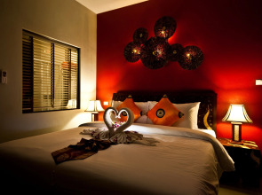 YouDee Hotel Patong (formerly Meir Jarr Hotel)