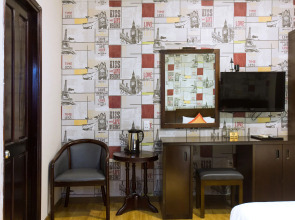 Little Brick Saigon Hotel