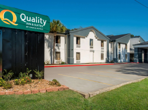 Quality Inn & Suites Lafayette