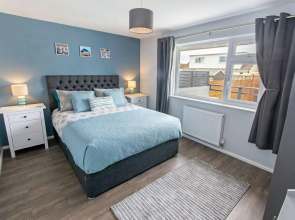 Sandbanks Sleeps 4 Beach Pass & 1 Dog