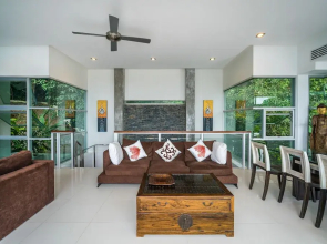 Parinda Villa in Naka Hills