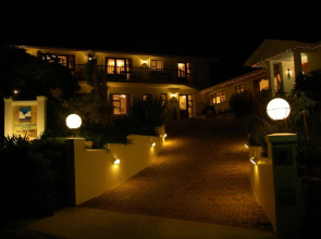 Candlewood Lodge
