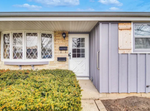 Milwaukee Home w/ Fire Pit ~ 8 Mi to Lake Michigan
