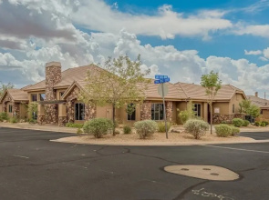 Canyon Oasis 4 Bedroom Apts by RedAwning