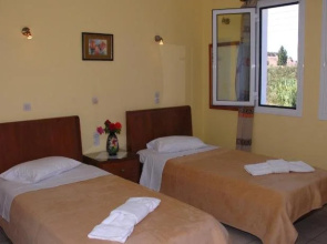 Lakis Studios