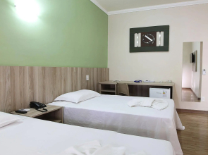 Jaguar Hotel