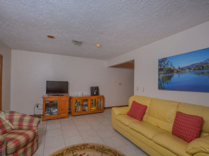 Majestic View 3 Bedroom Townhome