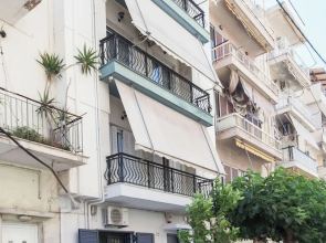 Pireas Jewel New Design Apt w Backyard