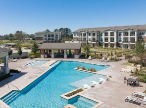 Landing Apartments Grand Harbor Near Falcon Point
