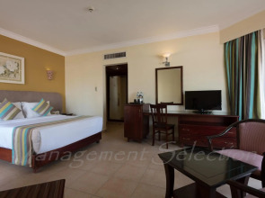 Xperience Kiroseiz Parkland Resort