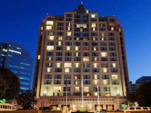 Hilton Los Angeles North/Glendale