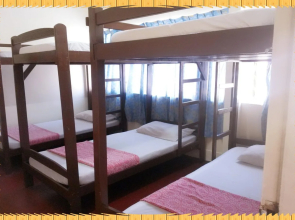 Stay-In Lodge