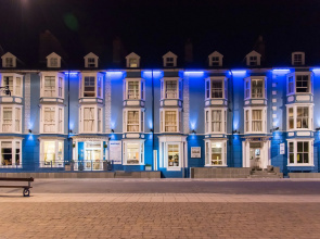 Gwesty'r Marine Hotel & Spa