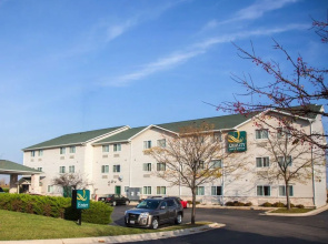 Quality Inn & Suites Loves Park