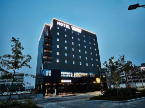 Hotel Wanted