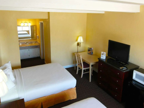 Ambassadors Inn & Suites
