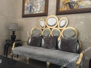 Huancheng Caston Hotel