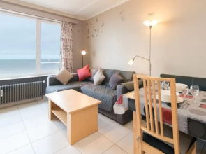 Spacious Apartment With sea View