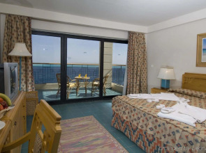 SUNRISE Holidays Resort (Adults Only)