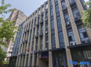 Smile Duplex Apartment (Qingdao North Railway Station Jinshui Road Branch)