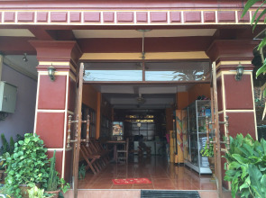 Popular View Guesthouse