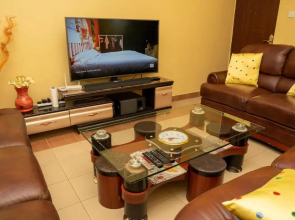 Bonaventure Apartment