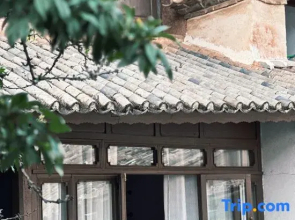 WeiShan Ancient City Ruoyu Beiyuan Homestay