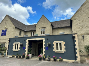Courtyard Hotel